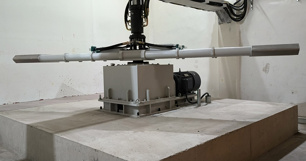 转臂离心机 图片2-1.jpg